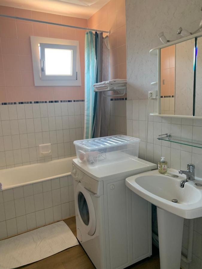 Appartement Au Plan D'Eau - Chez Laurence Embrun Kültér fotó